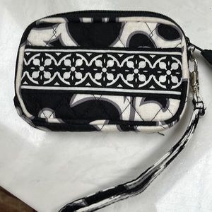 Vera Bradley wristlet. Wallet pouch